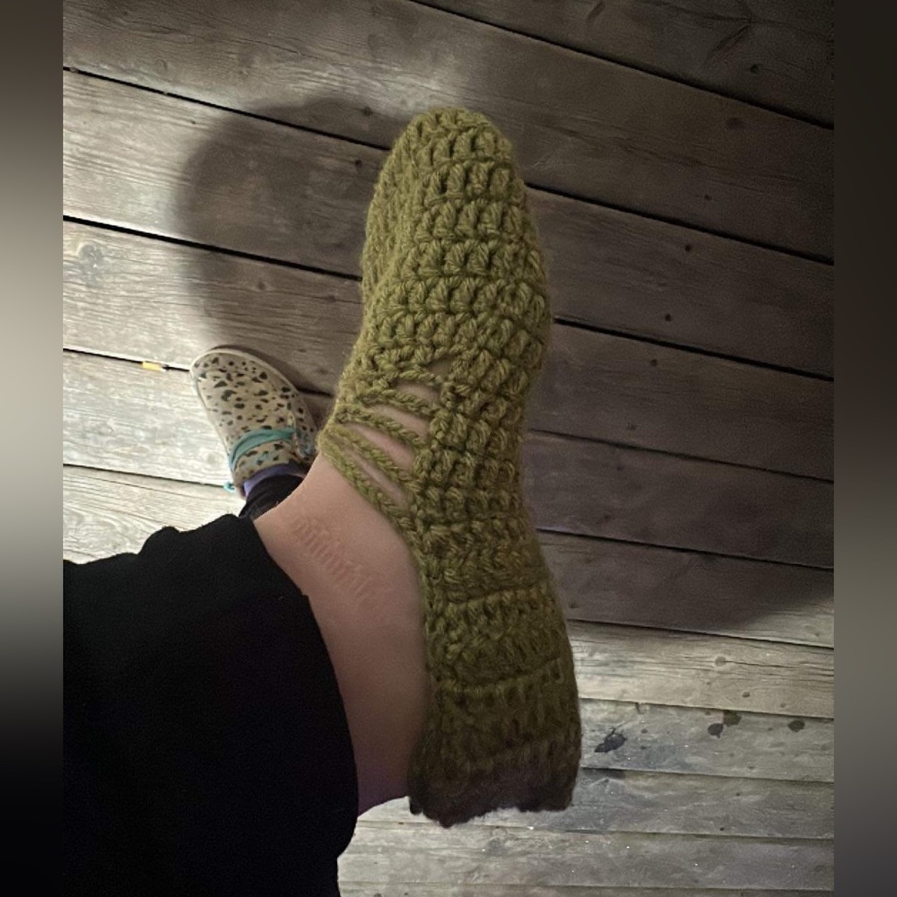 Ballerina style crochet slippers